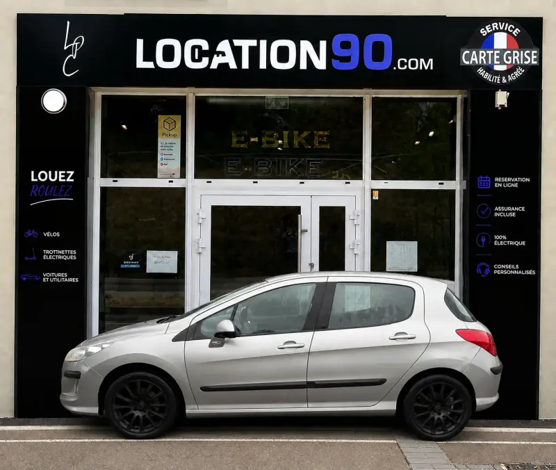 PEUGEOT 308